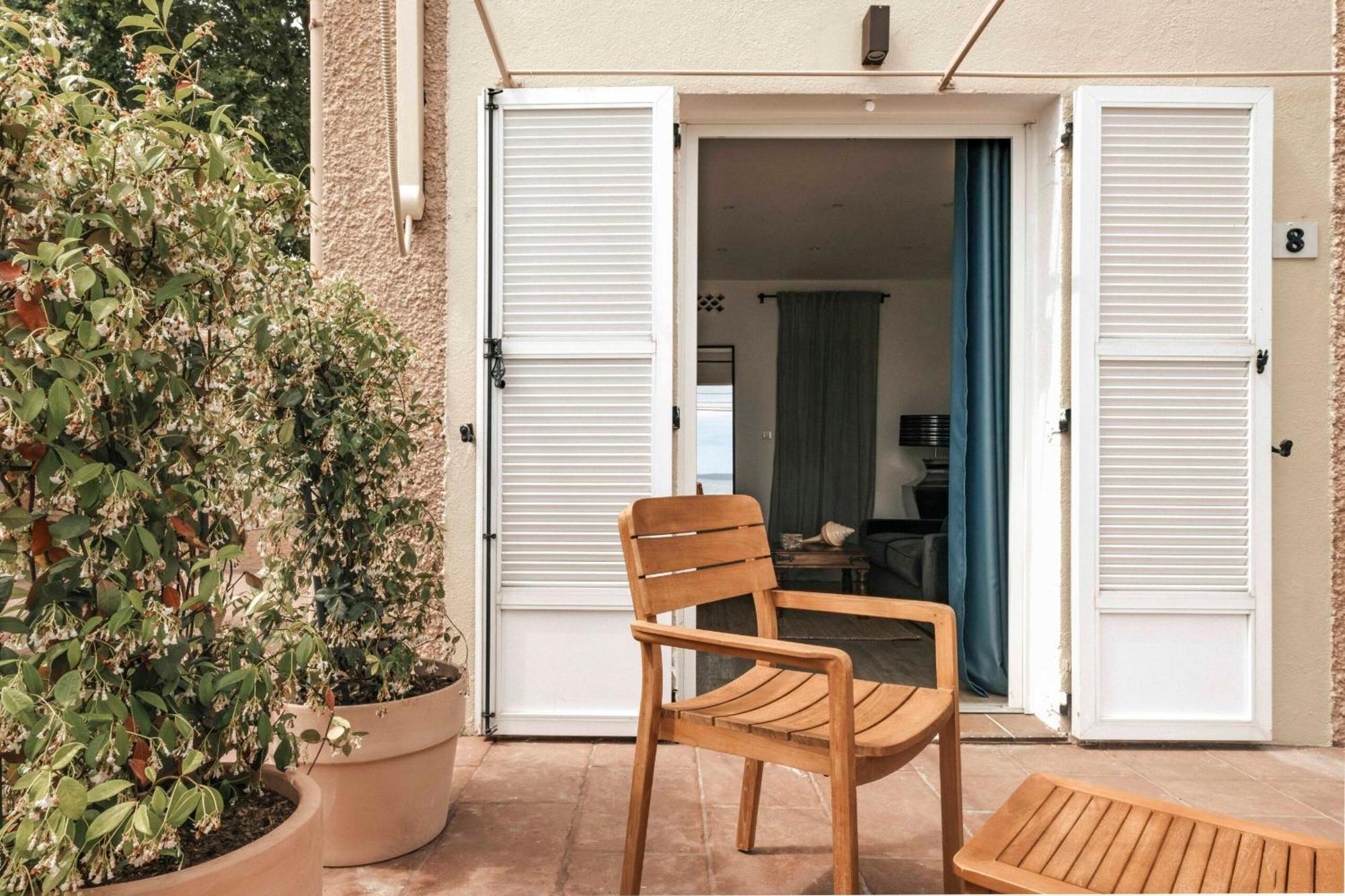 Surplage Hotel Cavaliere Le Lavandou Bagian luar foto