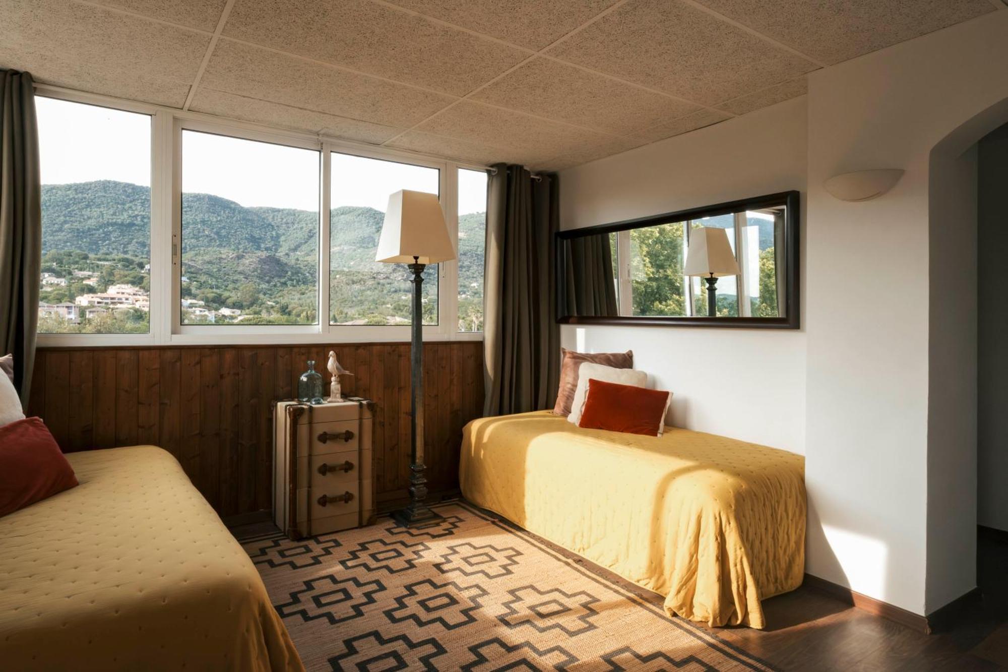 Surplage Hotel Cavaliere Le Lavandou Bagian luar foto