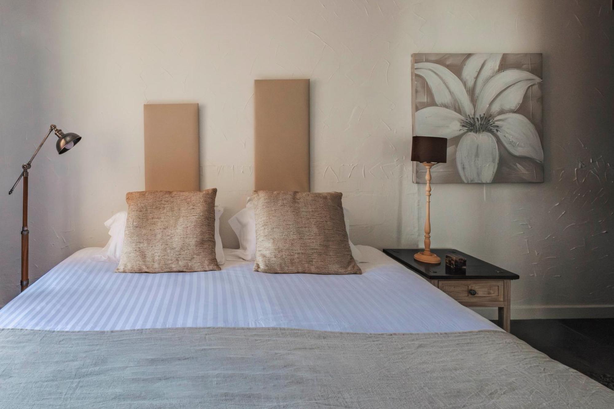 Surplage Hotel Cavaliere Le Lavandou Bagian luar foto