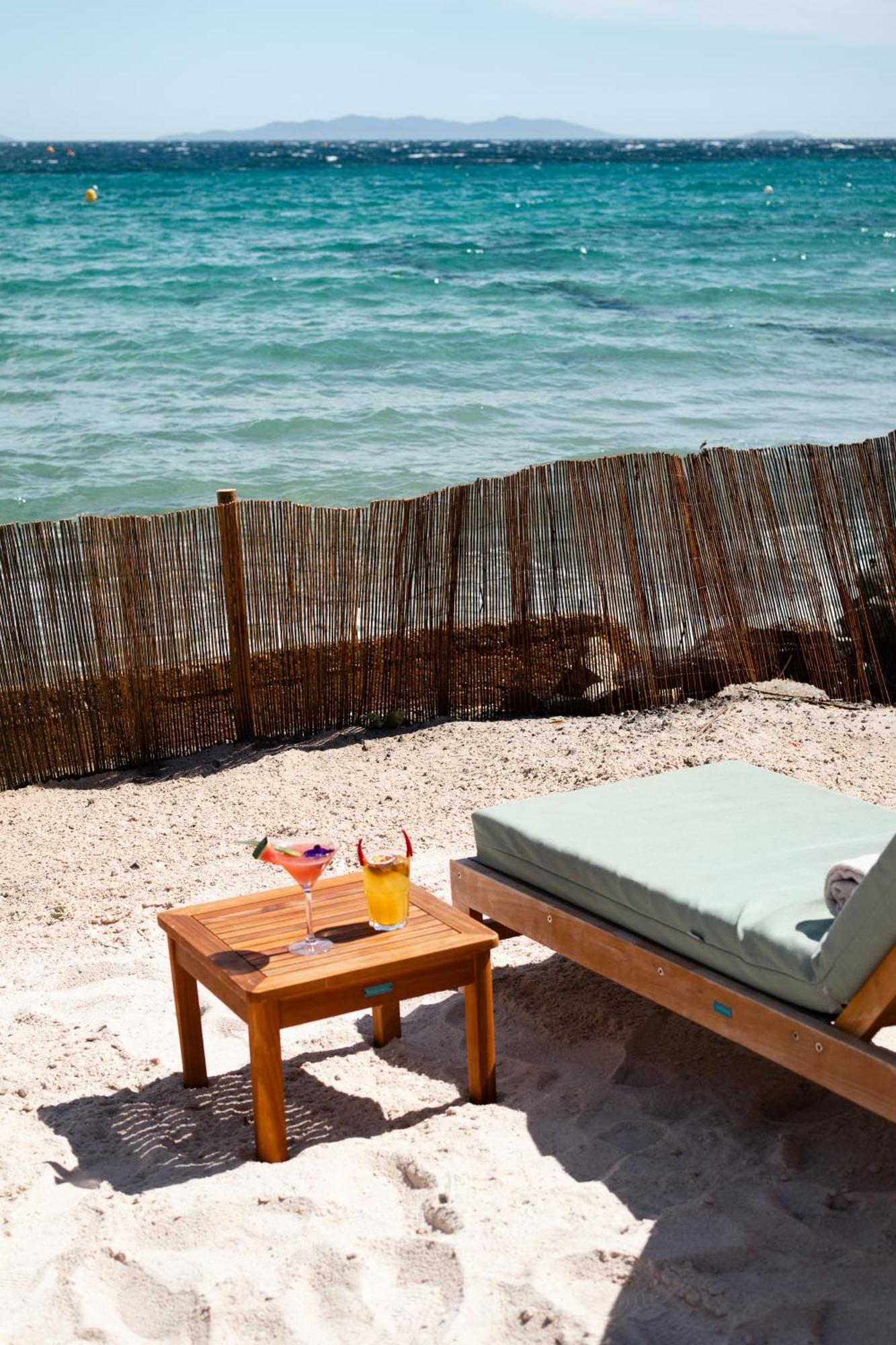 Surplage Hotel Cavaliere Le Lavandou Bagian luar foto