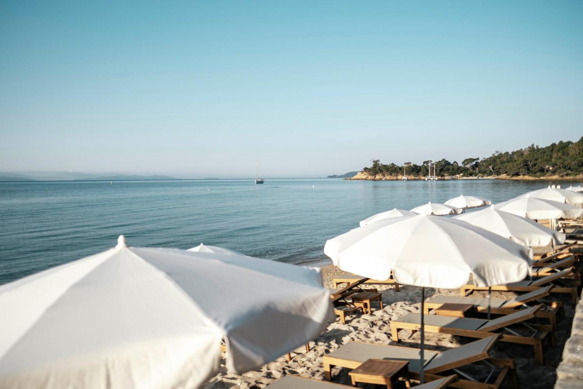 Surplage Hotel Cavaliere Le Lavandou Bagian luar foto